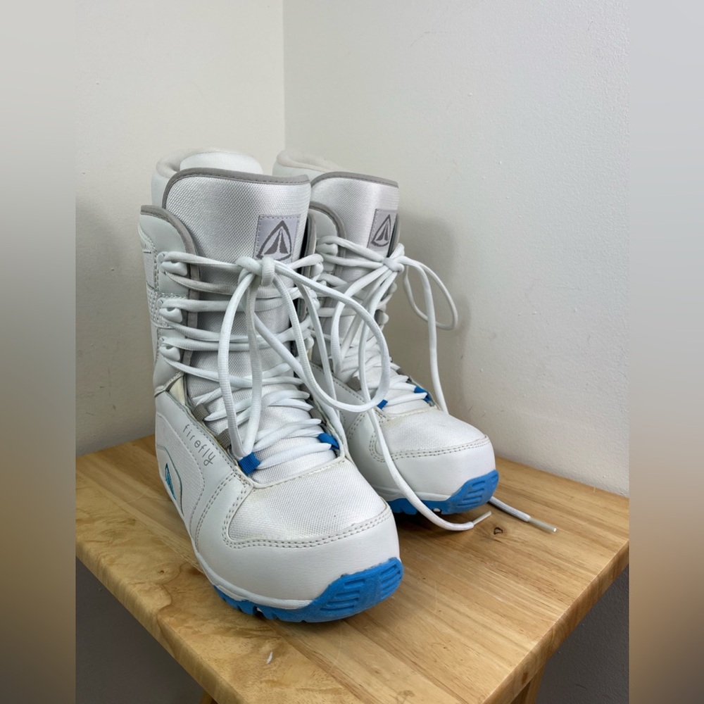 Firefly Woman’s Snowboard Boots Sz 9‎